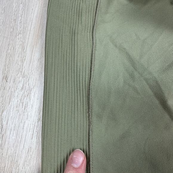 Athleta Salutation Stash Pocket II Laser Cut 7/8 Tight Olive Green Leggings XS - Picture 16 of 16
